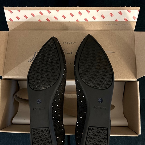 Rothy’s The Point - Size 10.5 - Ivory Dot pattern - Like new condition - Picture 2 of 5